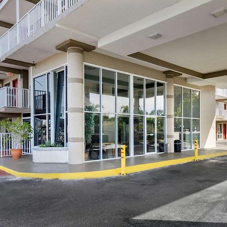 Rodeway Inn Clearwater-Largo מראה חיצוני תמונה