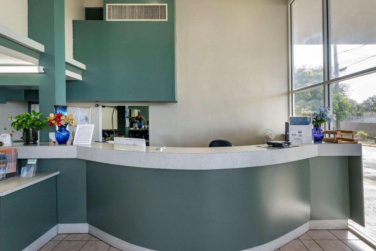 Rodeway Inn Clearwater-Largo מראה חיצוני תמונה