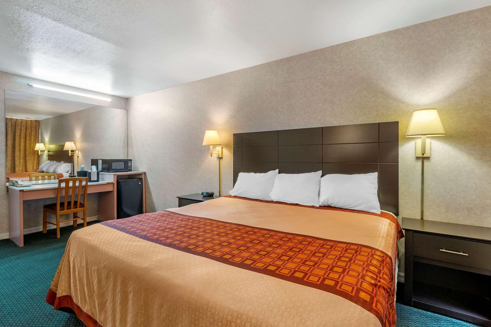 Rodeway Inn Clearwater-Largo מראה חיצוני תמונה
